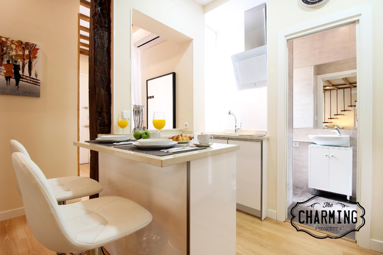 Others 3, Charming Plaza Mayor - Exclusive Duplex Apartment, Madrid
