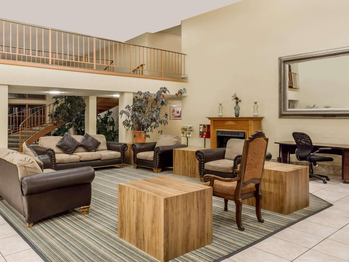 Public Area, Travelodge by Wyndham Grand Junction, Mesa