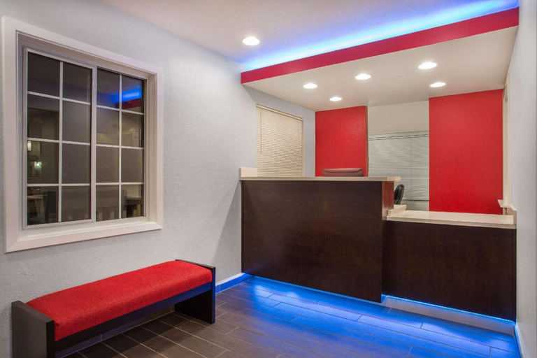 Public Area, Ramada by Wyndham Monterey, Monterey