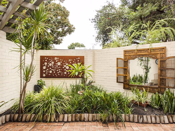 Exterior & Views 1, Rosalie 02, Subiaco