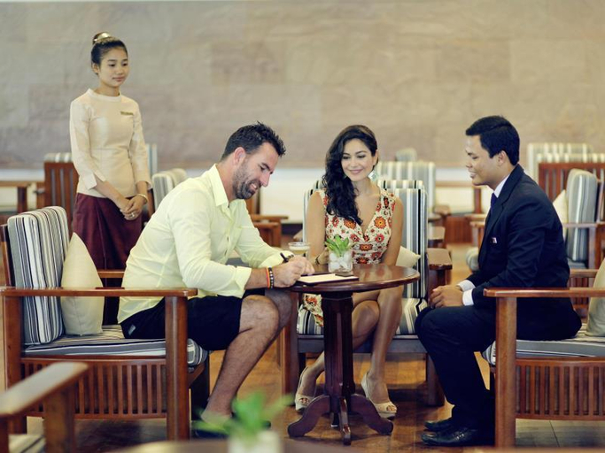 Food & Drinks 5, Sokhalay Angkor Inn, Puok