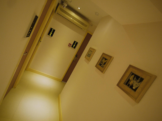 Public Area, KMB hostel, Kowloon