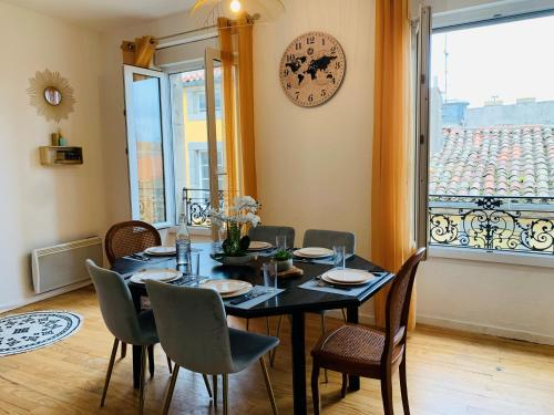 Lumineux Duplex 60m2 Coeur de ville, Aude