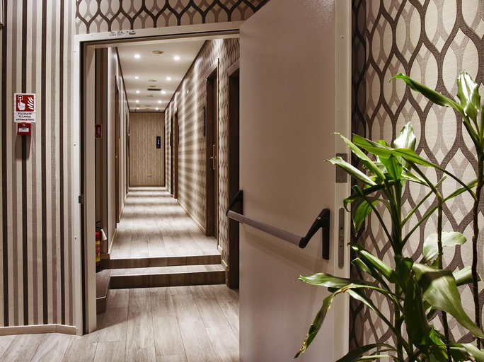 Public Area 3, Igiban Hotel, Milano