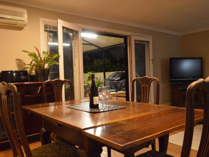 Dining Room, Character & Charm in the Heart of the City, Bayswater