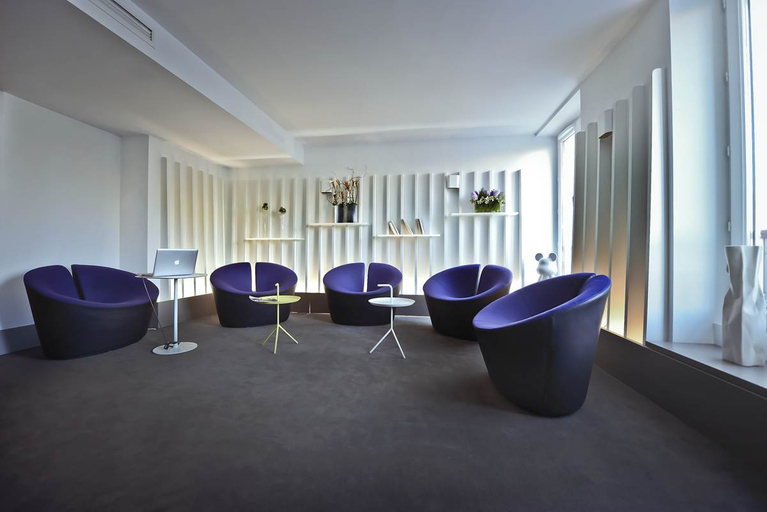 Public Area 4, Hôtel Le Marcel Paris Gare de l'Est, Paris