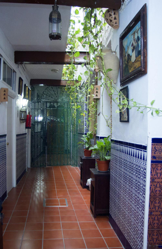 Public Area, Pension Santa Maria La Blanca, Sevilla