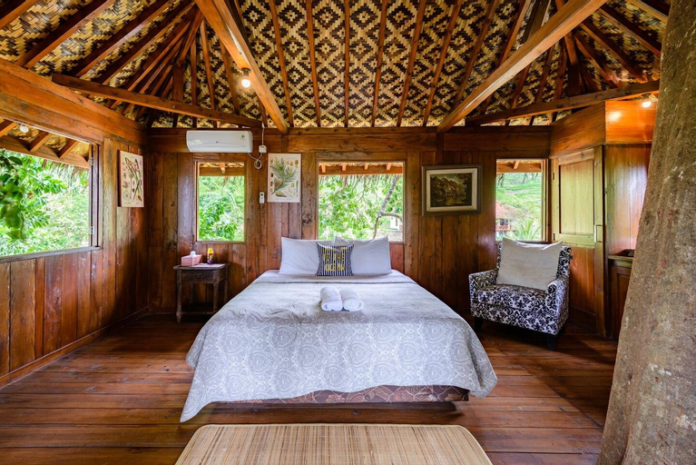 Ketapang Resort (Tree House Kayu), Sukabumi