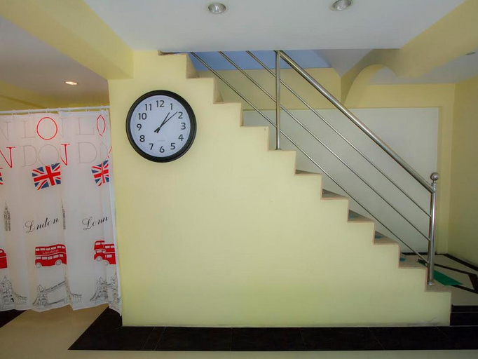 Public Area, Anantachai Guest House, Cha-Am