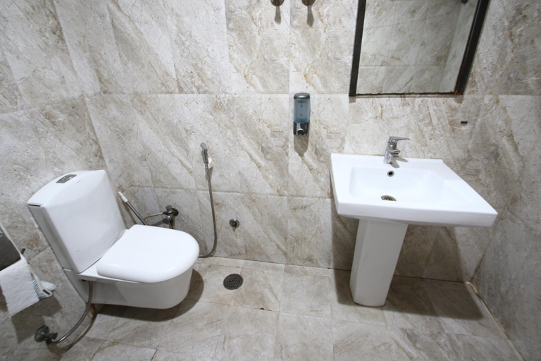 Bathroom 4, Hotel Vrinda Palace Seva Dham, Mathura