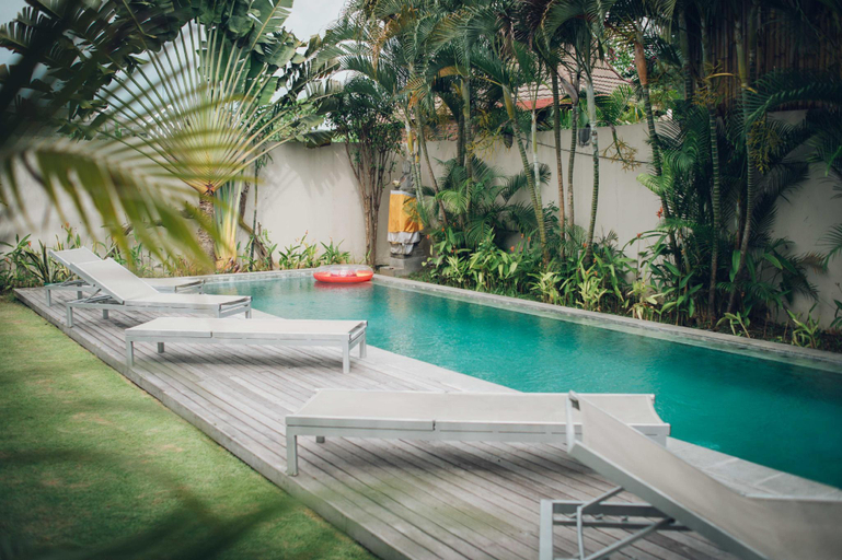 Others 3, Villa Oulala, Badung