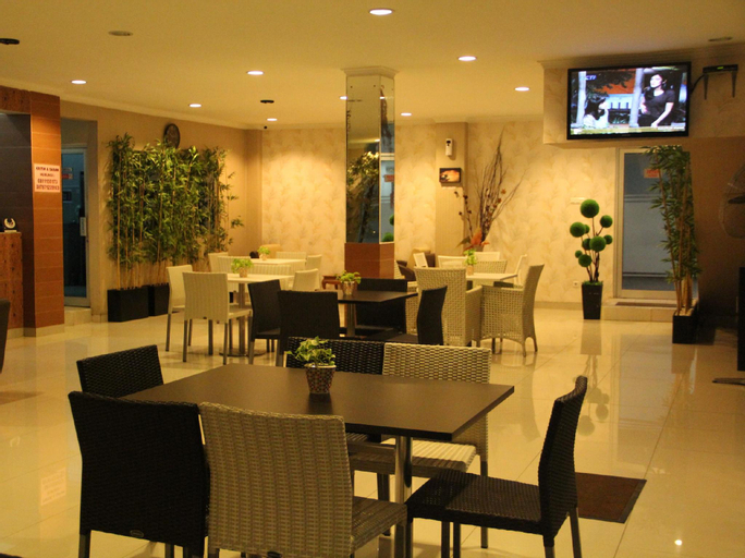 Food & Drinks, Flamengo Hotel, Serang