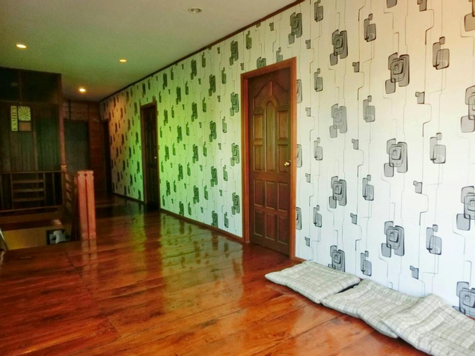 Others 5, Khobjaina Homestay Soi 4, Chiang Khan