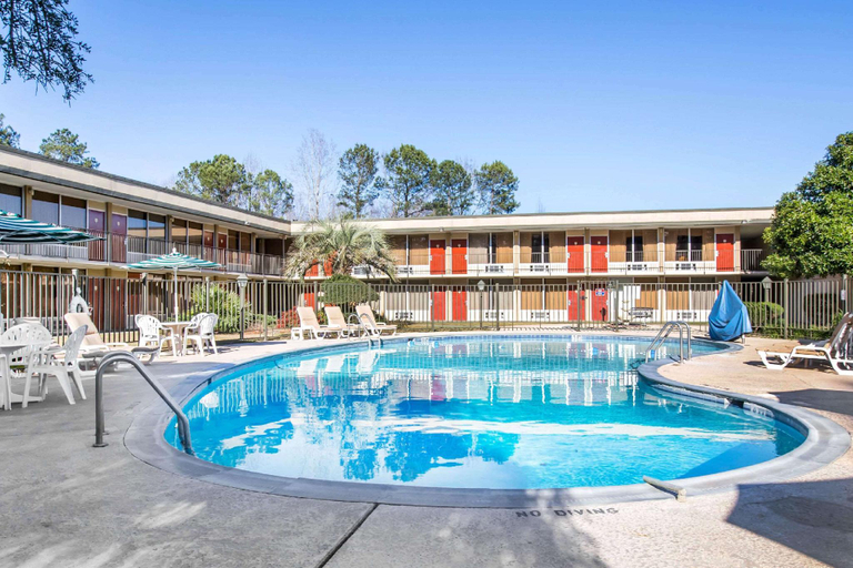 Others 3, Quality Inn Americus, Sumter