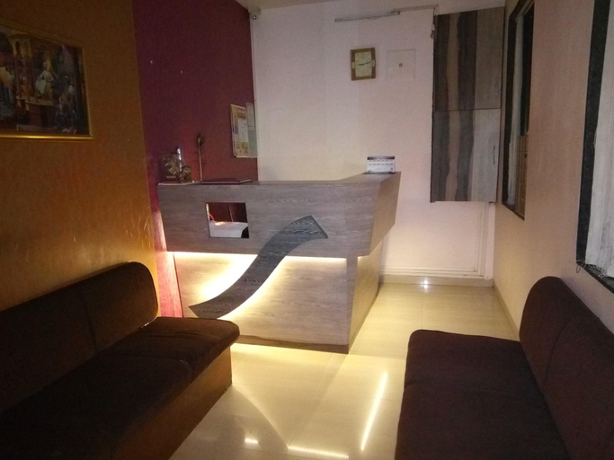 Public Area 2, Jk, Satara