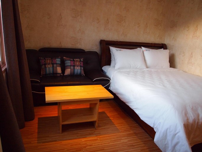 Bedroom 3, Traum Hotel and Condo, Gapyeong