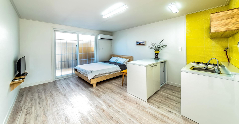 Bedroom, Moonrabbit Pension, Jeju