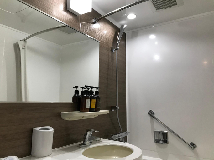 Bathroom 5, Hotel Avan Sukumo, Sukumo