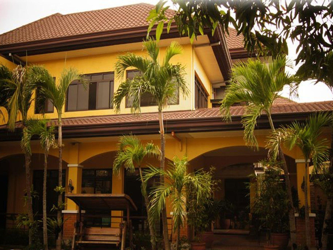Casa Verde Boutique Hotel and Gardens, Imus