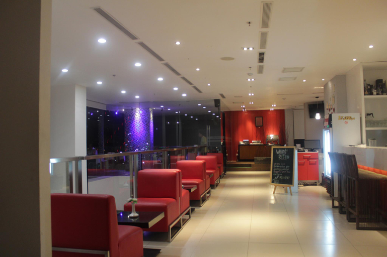 Public Area 19