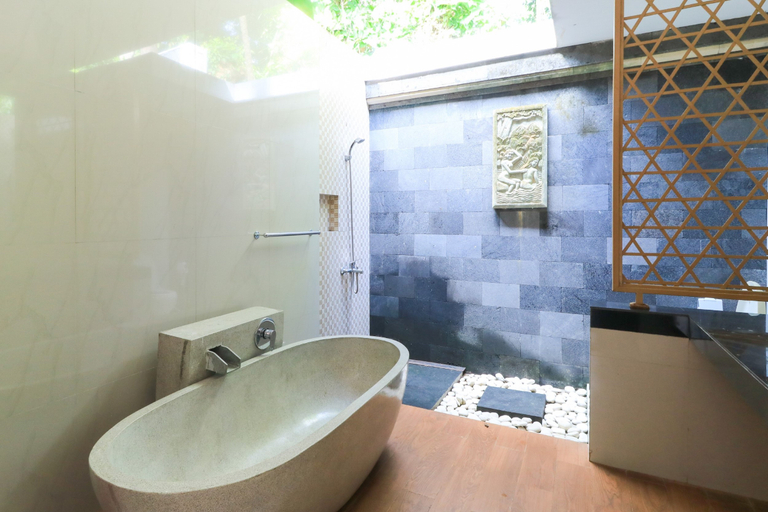 Bathroom, Purnama Hotel, Gianyar