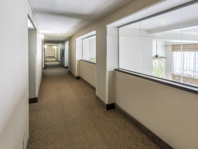 Public Area 3, Super 8 by Wyndham Battleboro/Rocky Mount, Nash