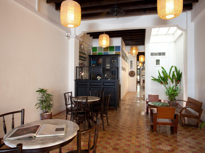 Public Area 2, 99 Oldtown Boutique Guesthouse, Phuket Island