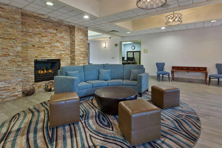 Public Area 2, Homewood Suites by Hilton Chesapeake-Greenbrier, Chesapeake