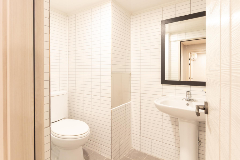 Others 5, Dawoo House, Mapo
