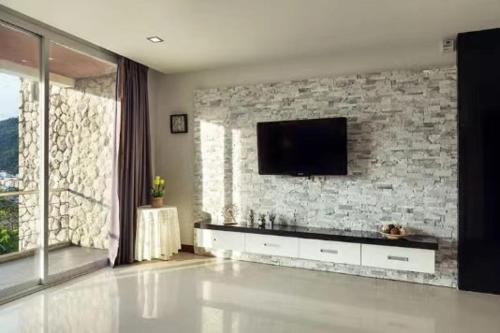 Patong Seascape 3-room Villa, Phuket Island
