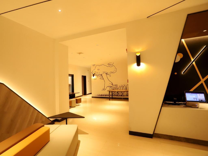 Public Area 2, IU Hotel Xianning Railway Station, Linfen