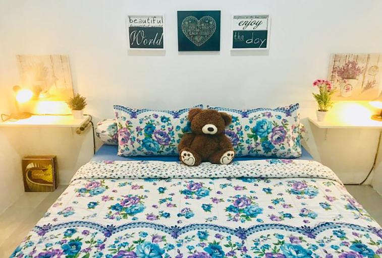Bedroom 12