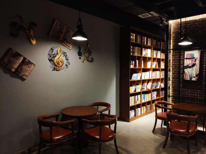 Public Area 3, James Joyce Coffetel·Bao Ji Gao Tie Nan Zhan, Baoji