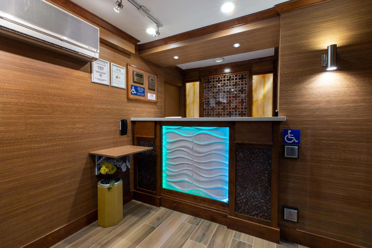 Public Area, Hotel Vinea, a Travelodge by Wyndham, Sonoma