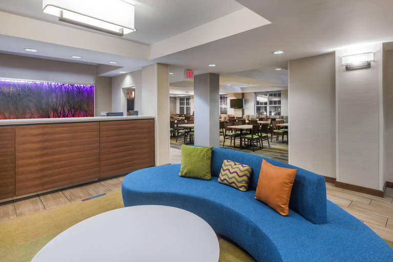 Public Area, Fairfield Inn Kansas City Downtown/Union Hill by Marriott, Jackson