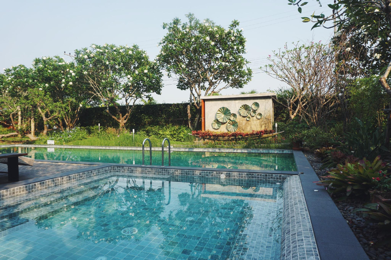 Sport & Beauty 5, Baansuwanburi, San Sai