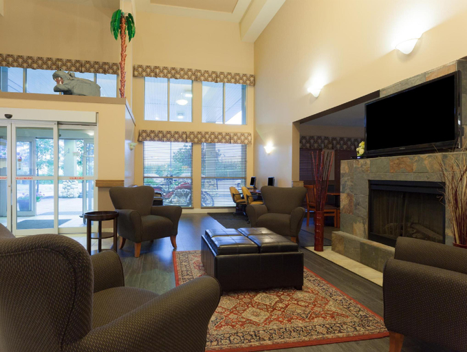 Public Area 2, Comfort Inn & Suites Langley, Greater Vancouver