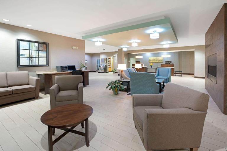 Public Area 2, La Quinta Inn Suites By Wyndham Bellingham, Whatcom