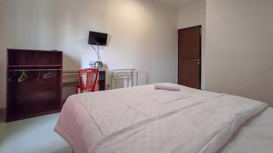 Bedroom 3, RedDoorz @ Jalan Ratahan Minahasa Tenggara, Minahasa Tenggara