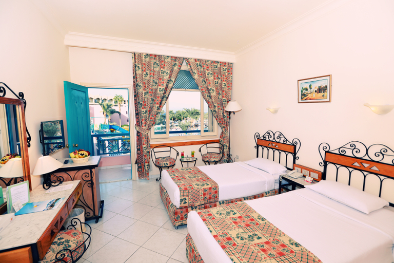 Bedroom 3, Le Pacha Resort, Al-Ghurdaqah