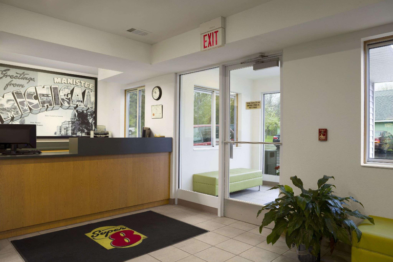 Public Area 2, Super 8 by Wyndham Manistee, Manistee
