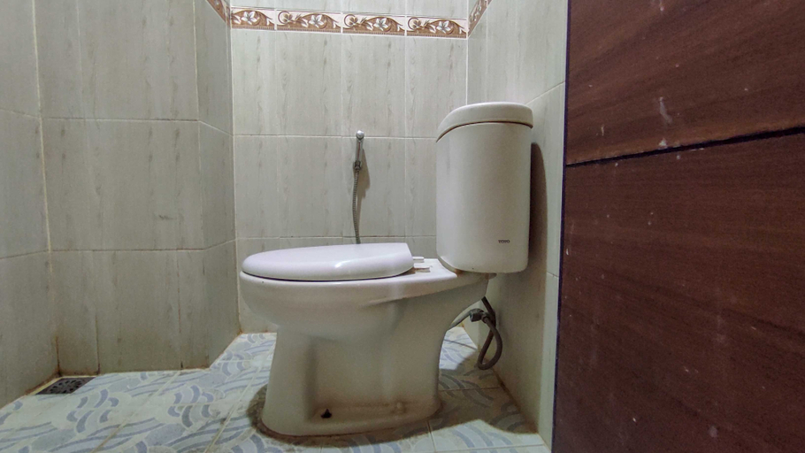 Bedroom 4, RedDoorz @ Jalan Ratahan Minahasa Tenggara, Minahasa Tenggara