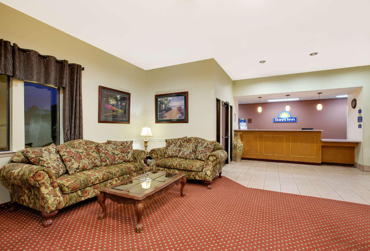 Lobby, Fairfield, Freestone