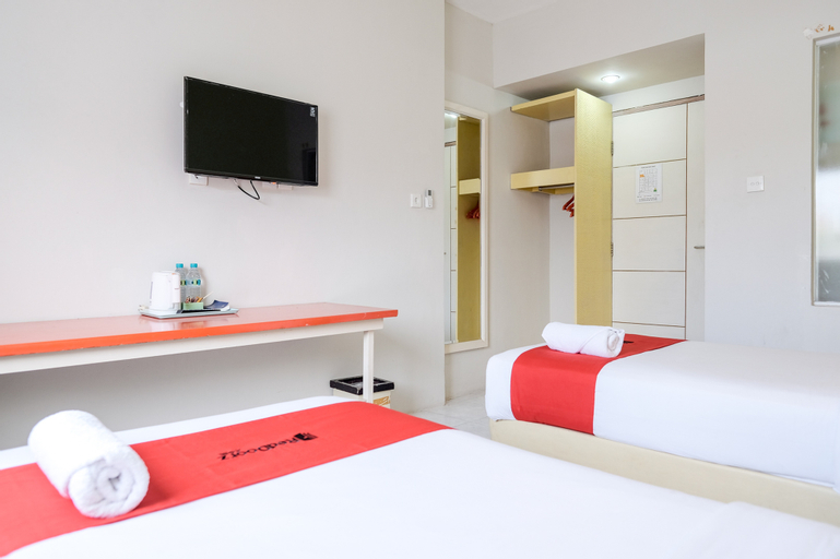 Bedroom 12