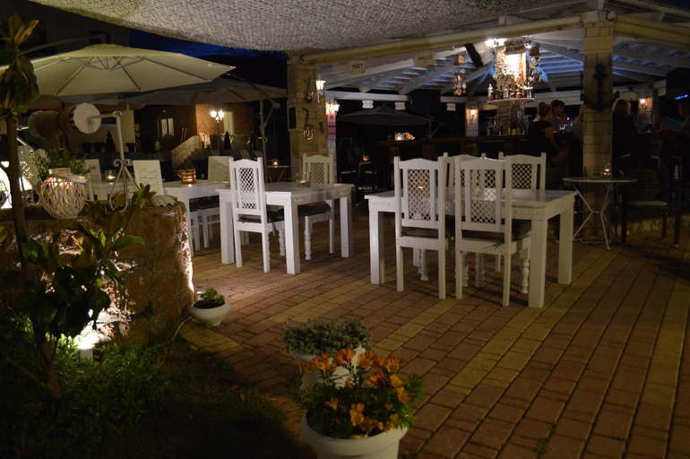 Public Area, Nikos Apartments Stalis, Crete