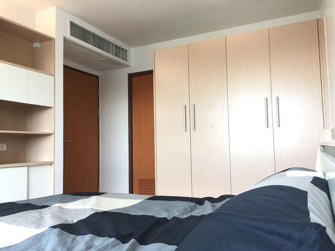 Bedroom 2, 5 min walk to BTS On Nut near market & food street, Phra Khanong