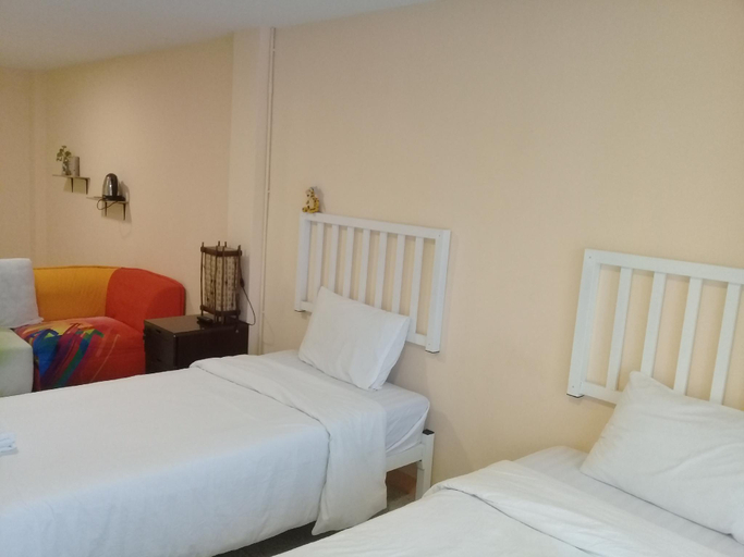 Bedroom 5, Lemontree Residence, Si Racha