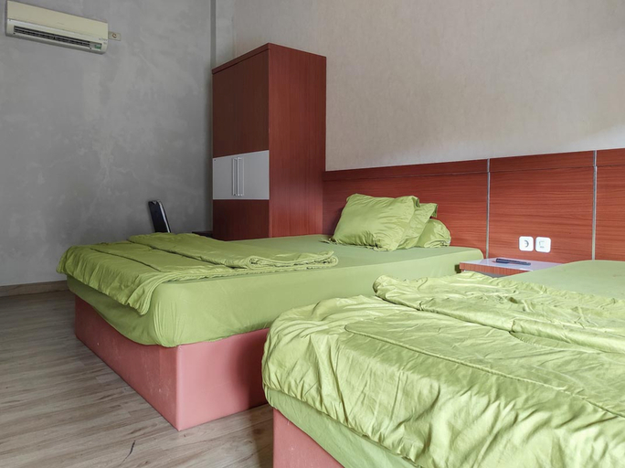 Bedroom 3, Hotel Remaja Indah Masamba RedPartner, North Luwu