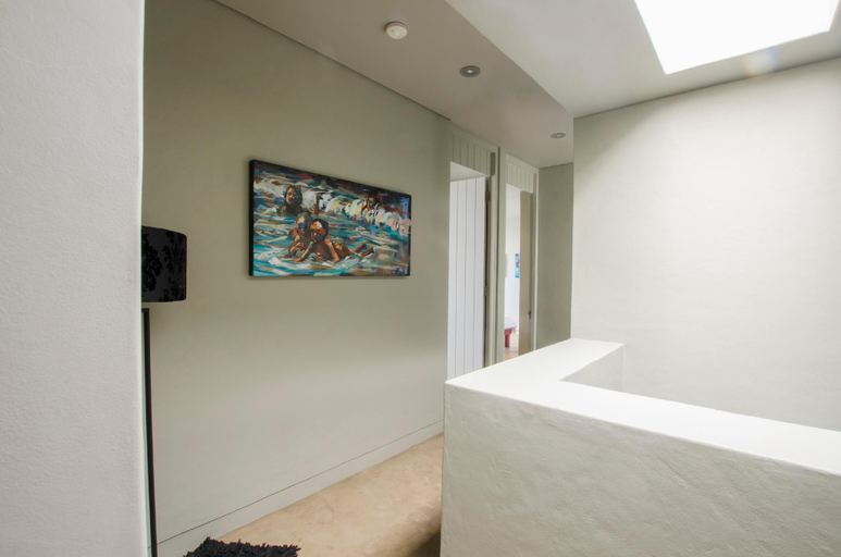 Public Area, 10 Elf Beach House, Eden