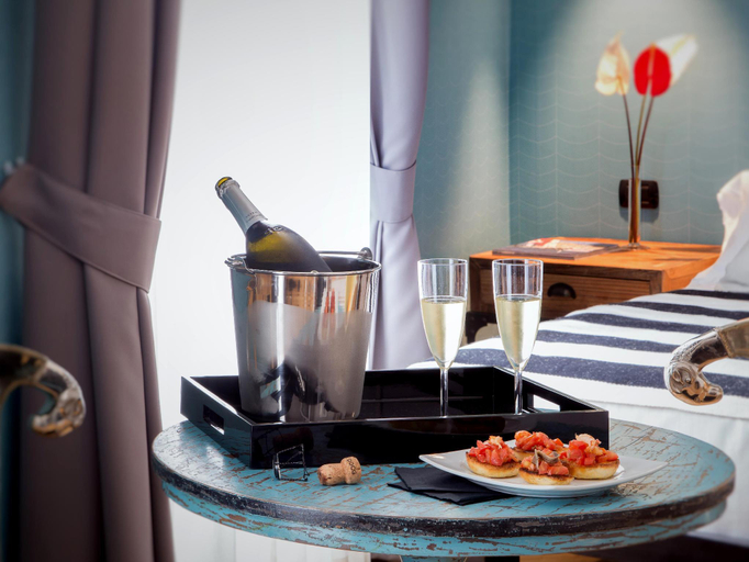 Food & Drinks 5, QT Suites Roma, Rome